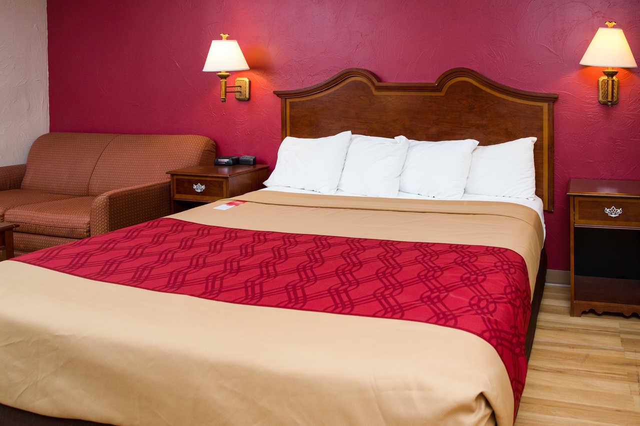 Econo Lodge Sturbridge Route 20 Exterior foto