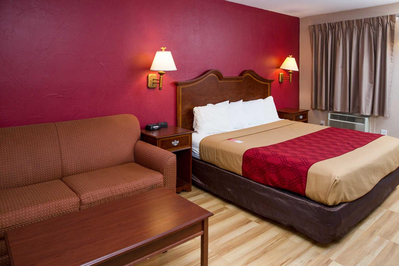Econo Lodge Sturbridge Route 20 Exterior foto