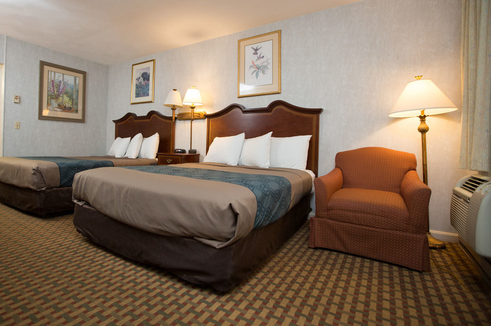 Econo Lodge Sturbridge Route 20 Exterior foto
